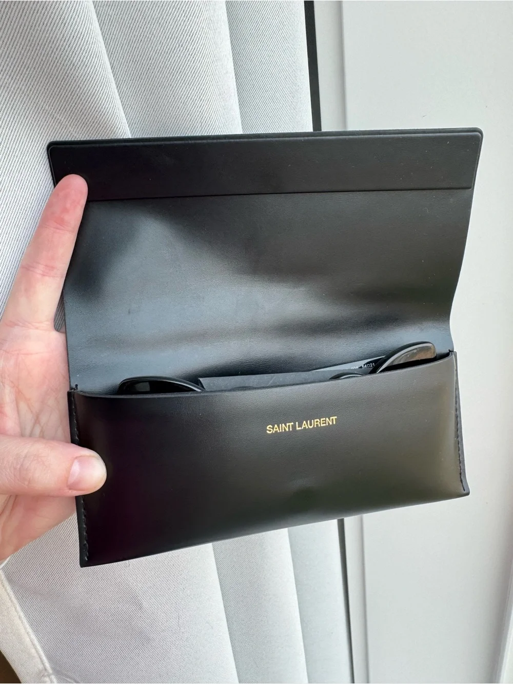 Saint Laurent SL181 LOULOU 008 Heart Sunglasses Black Frame Gray Gradient VGUC
